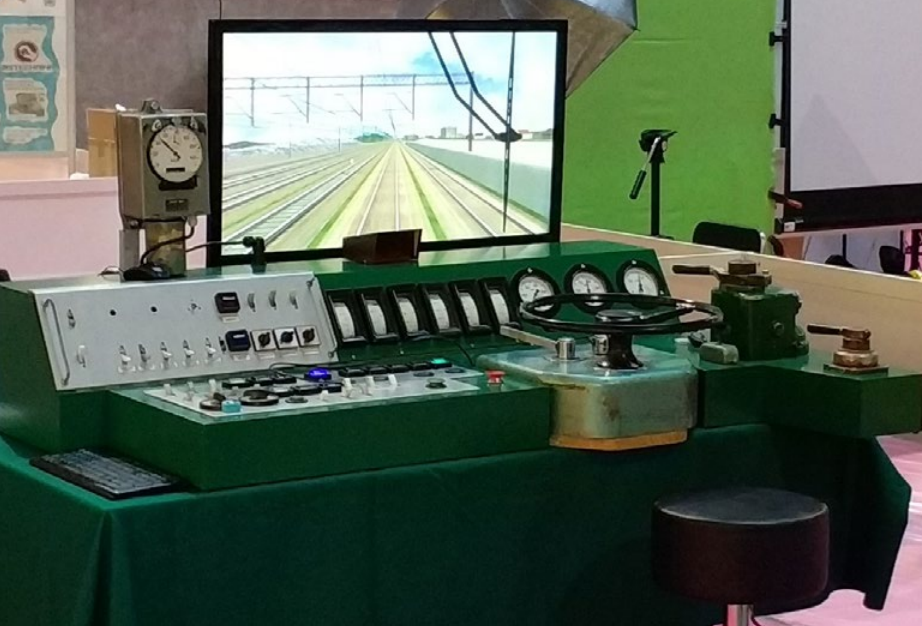 Photo of the ET22 locomotive simulator
